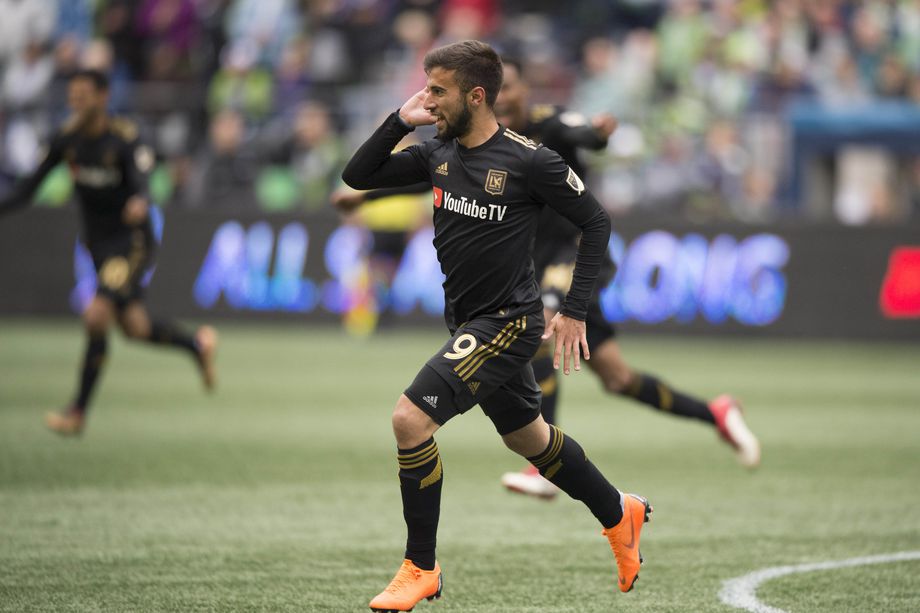 Diego Rossi, LAFC silence the ascending New England&nbsp;Revolution
