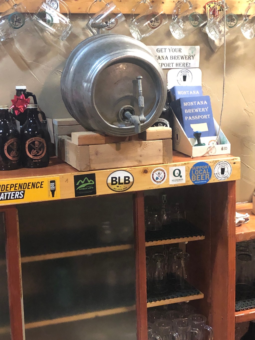 12 Beers of Christmas Day 8/9: Cask Pale Ale and Mango&nbsp;IPA